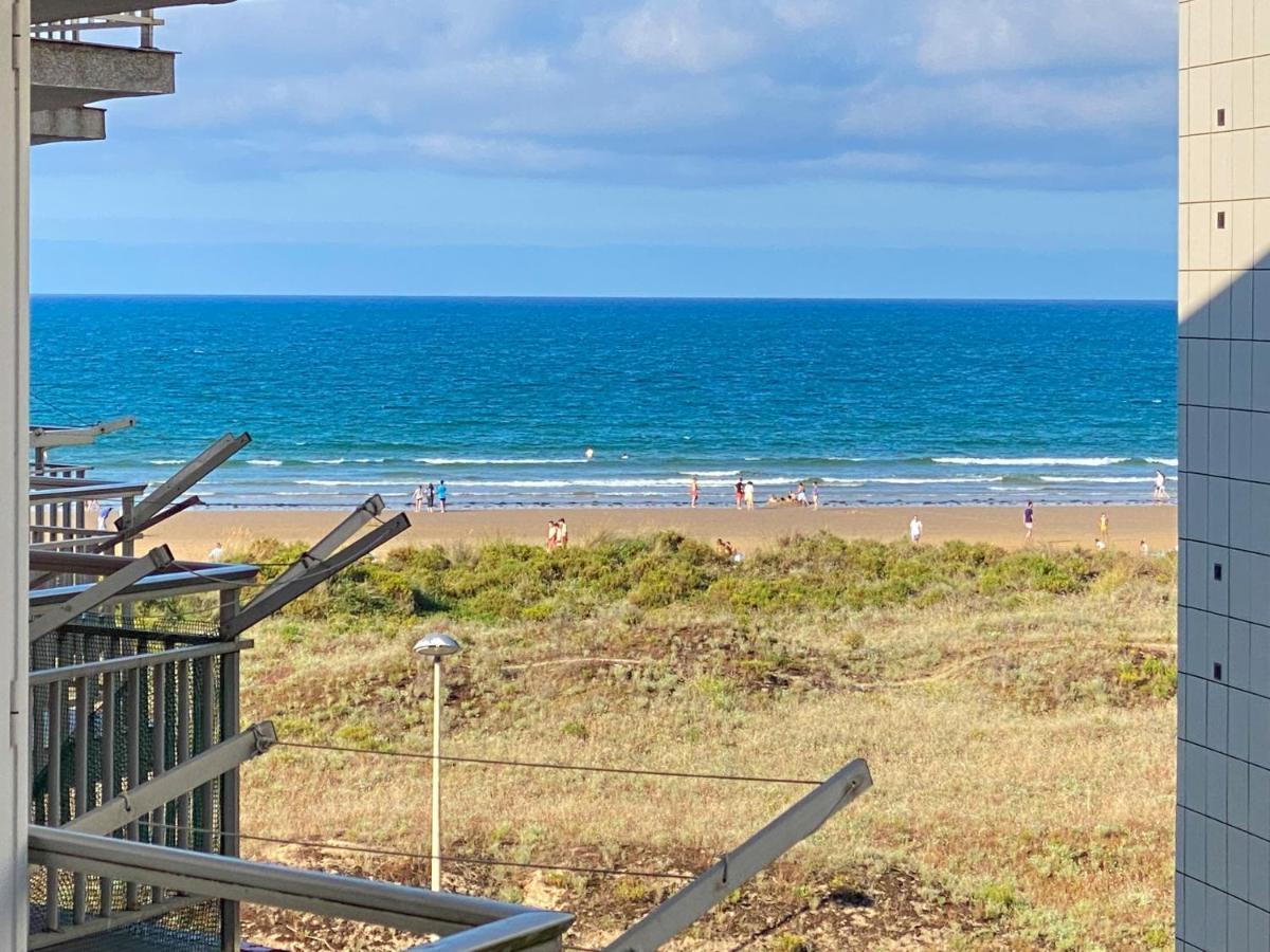 Piso Primera Linea De Playa Ларедо Екстер'єр фото