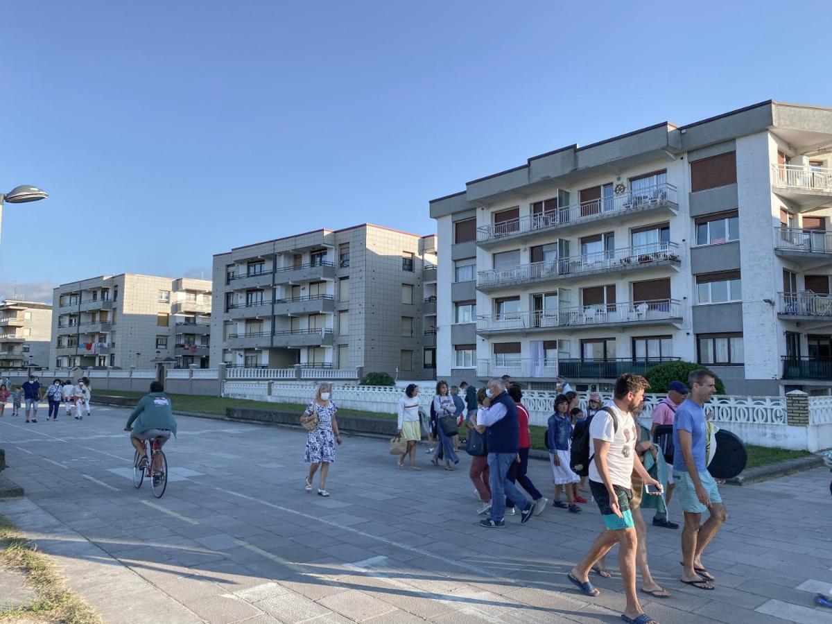Piso Primera Linea De Playa Ларедо Екстер'єр фото