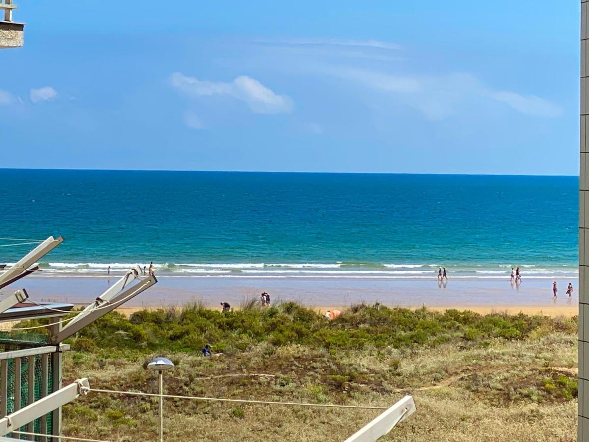 Piso Primera Linea De Playa Ларедо Екстер'єр фото