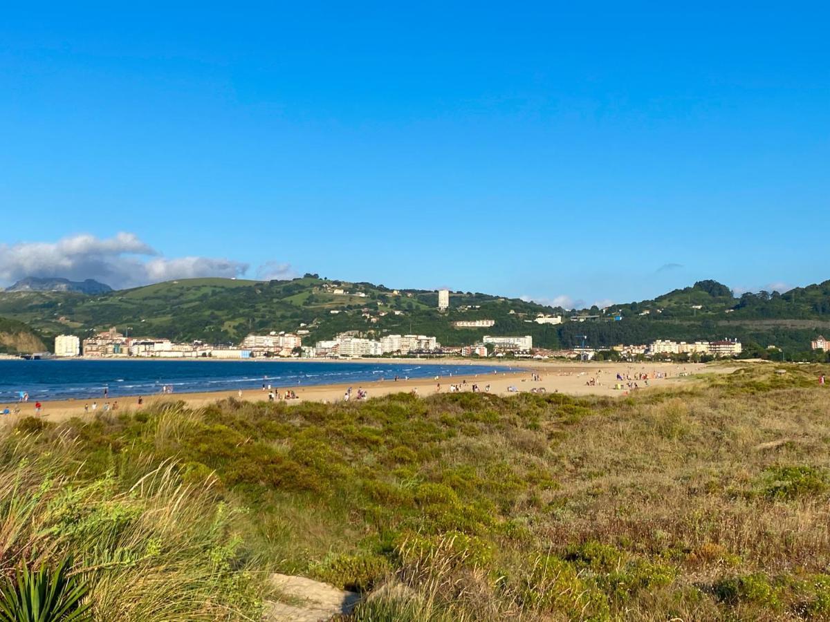 Piso Primera Linea De Playa Ларедо Екстер'єр фото